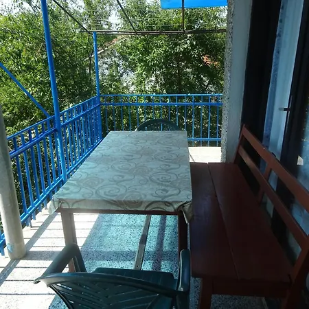 лятна генчеви град 招待所 奥布佐尔