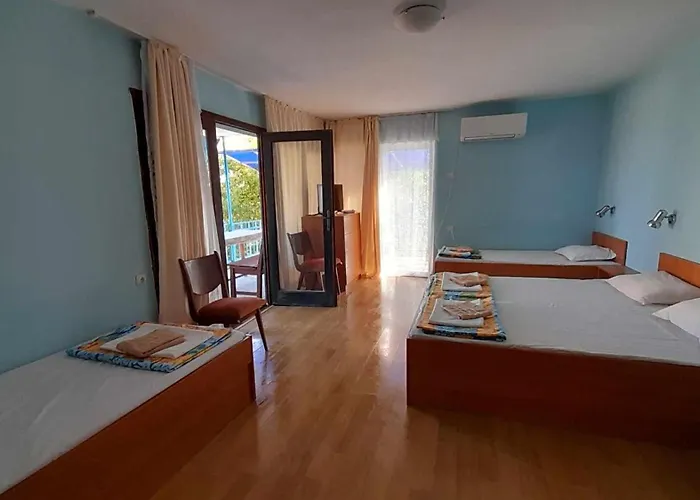 лятна генчеви град 招待所