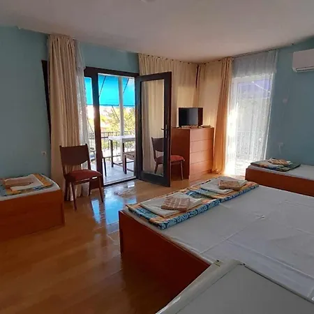 лятна генчеви град Гостевой дом *