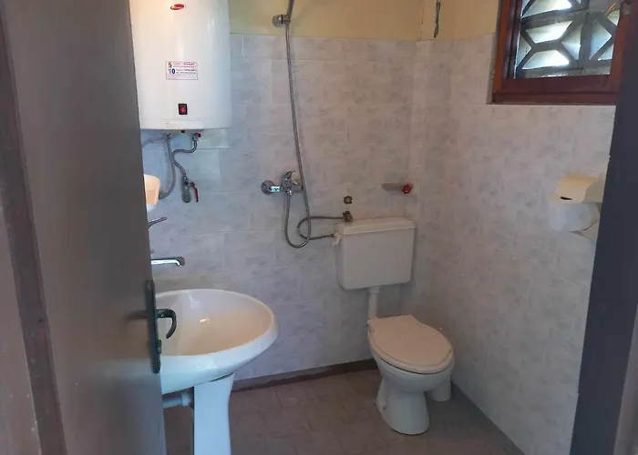 лятна генчеви град בית הארחה אובזור